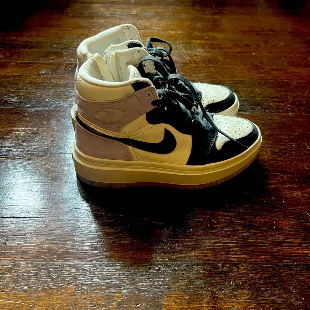 Nike Air Jordan Elevate